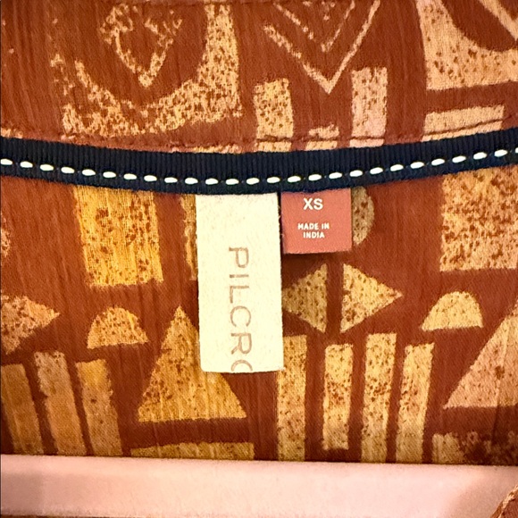 Pilcro Earthy Patterned Blouse - Picture 2 of 7
